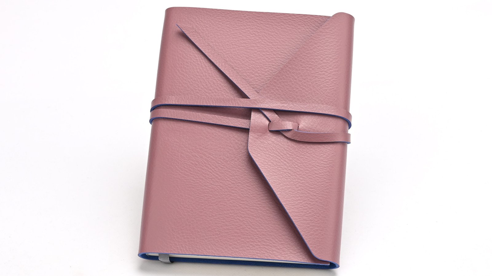 Wraparound Tie Closure